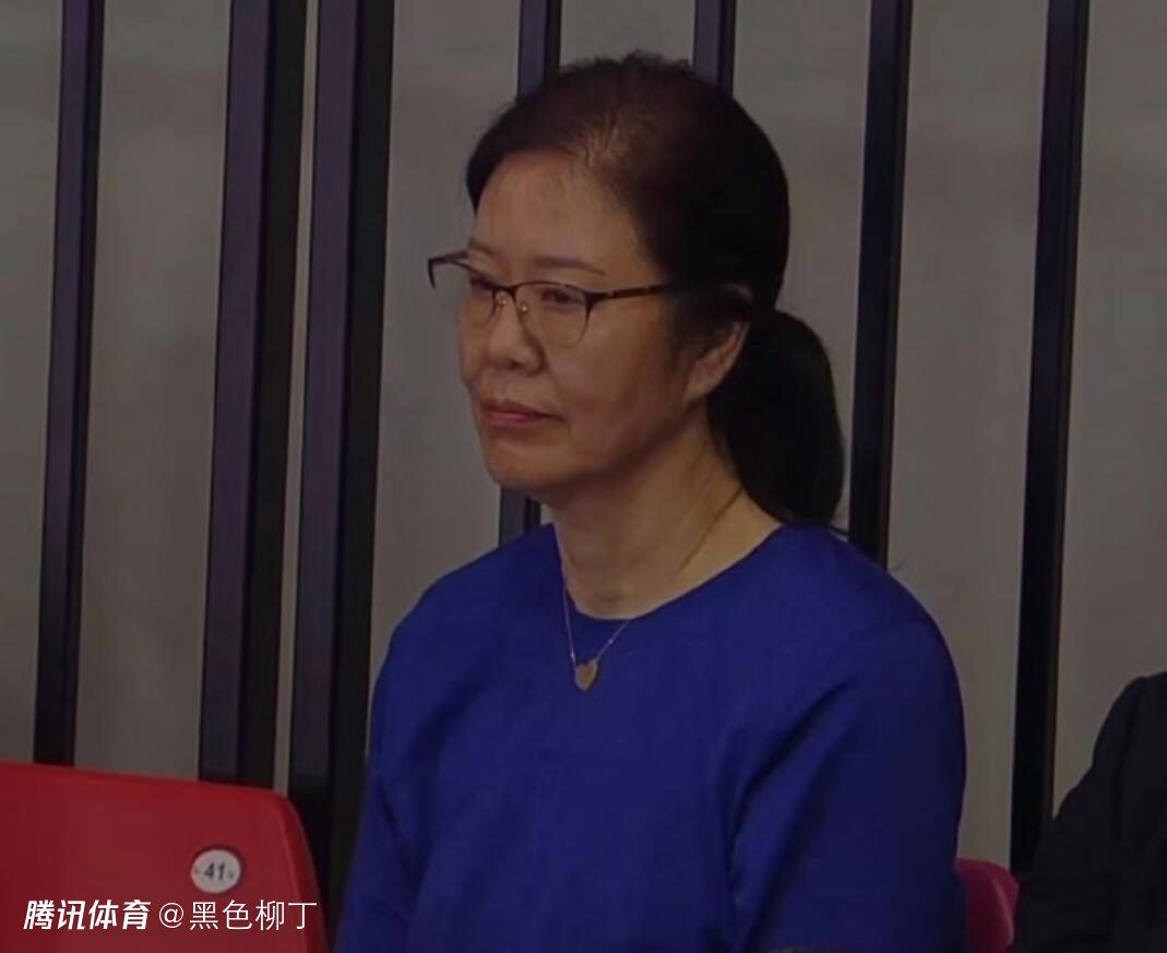 最新理论三级中文在线观看